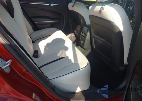 2013 Chrysler 300 Motown из США, поврежденный, VIN 2C3CCAAG5DH745855